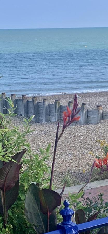 Gyves House Hotel Eastbourne Bagian luar foto