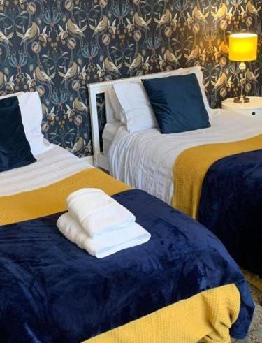 Gyves House Hotel Eastbourne Bagian luar foto