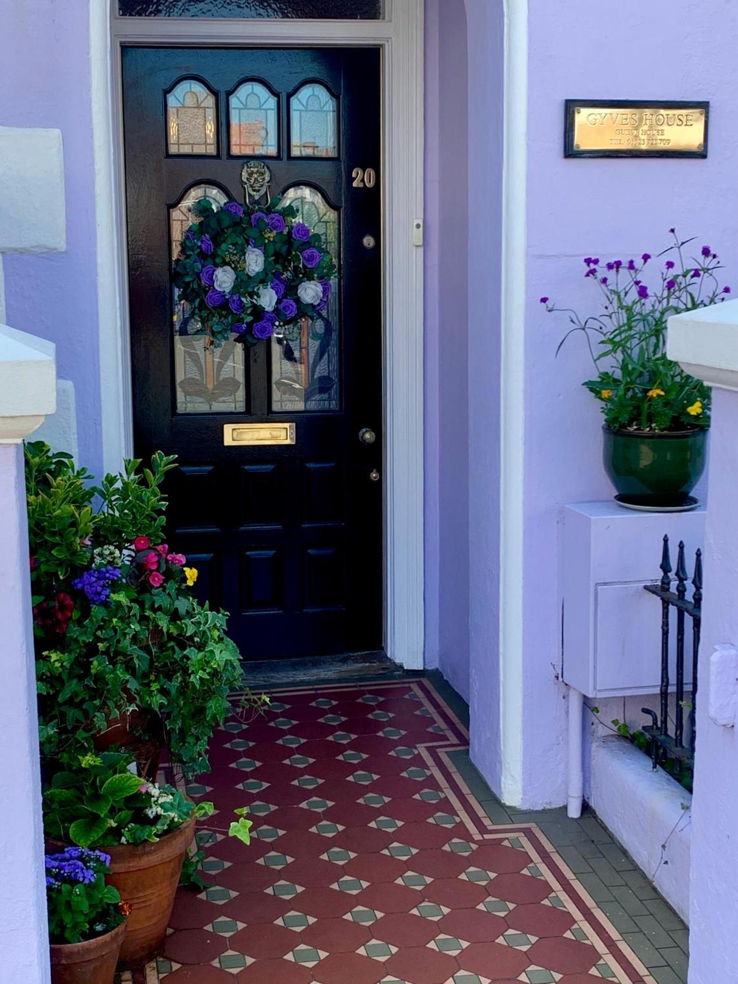 Gyves House Hotel Eastbourne Bagian luar foto