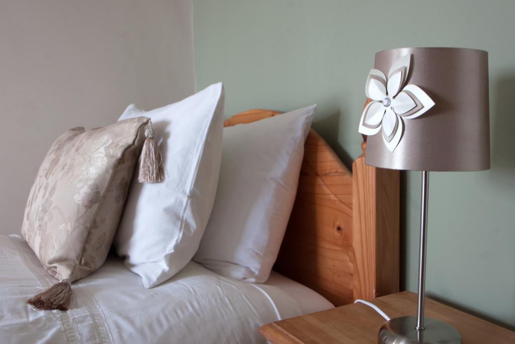 Gyves House Hotel Eastbourne Bagian luar foto